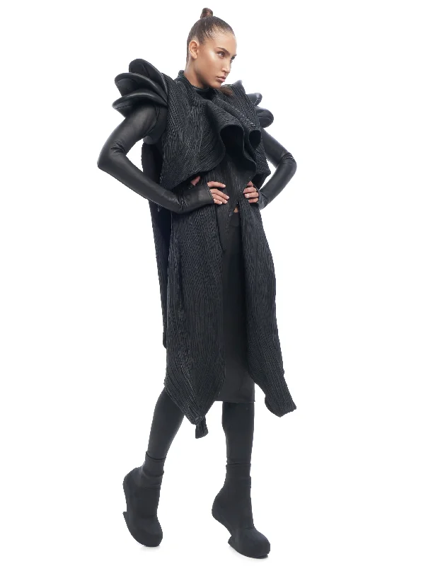 ARCEMIS - WOMEN'S LEATHER CAPE purpose