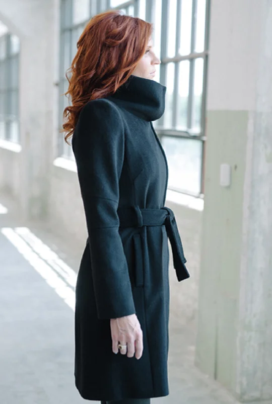 ARCHITECTS COAT · raven European