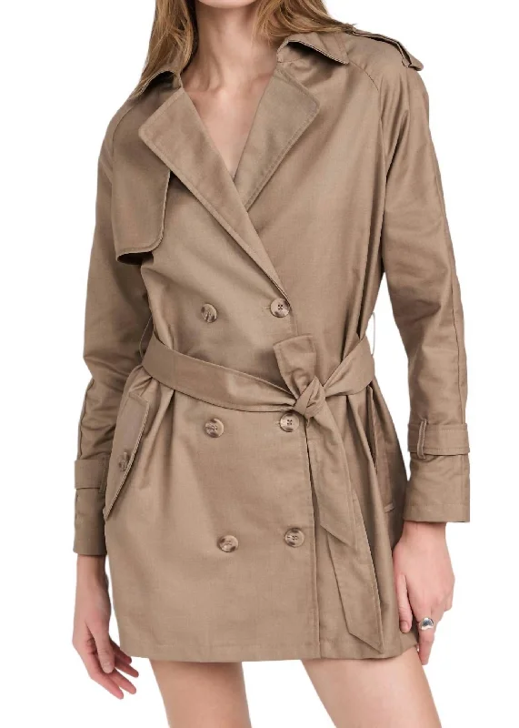 Trencherous Mini Coat In Beige Scandinavian