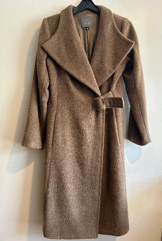 COACH COAT · toast Sporty Women's Tennis