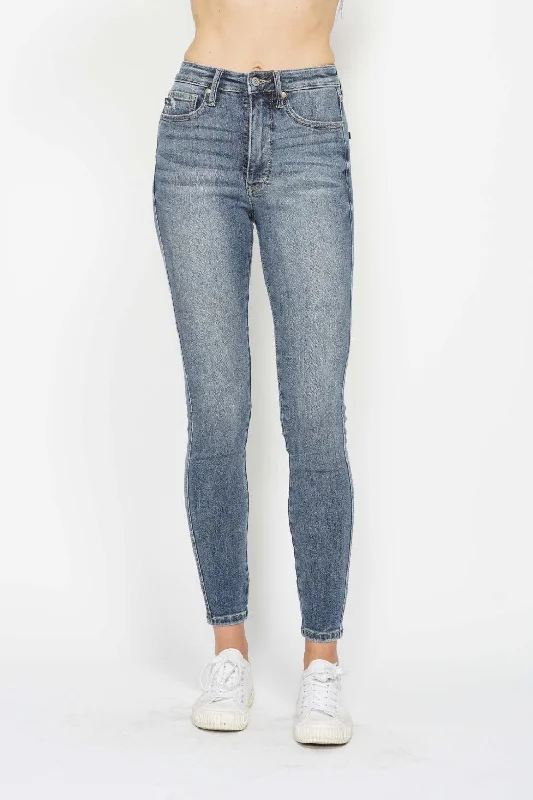 Judy Blue Full Size Tummy Control Contrast Wash Skinny Jeans Minimalist Women's Casual